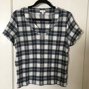 Garnet Hill, 100% organic cotton gauze top, Sz 8-10, V-neck, navy/black plaid
